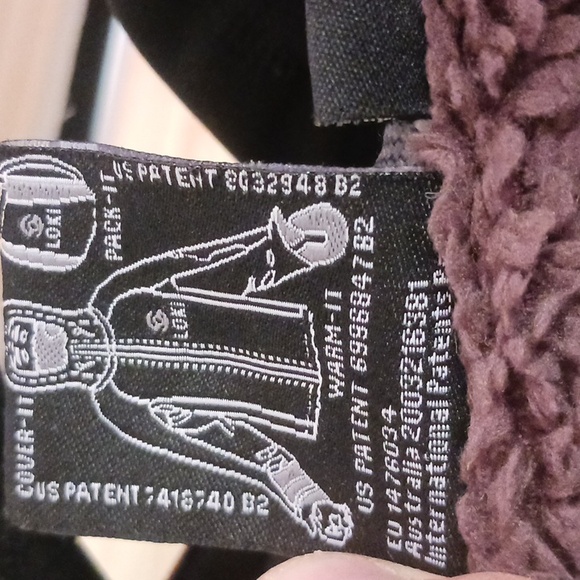 Red Loki Jacket - Picture 7 of 11